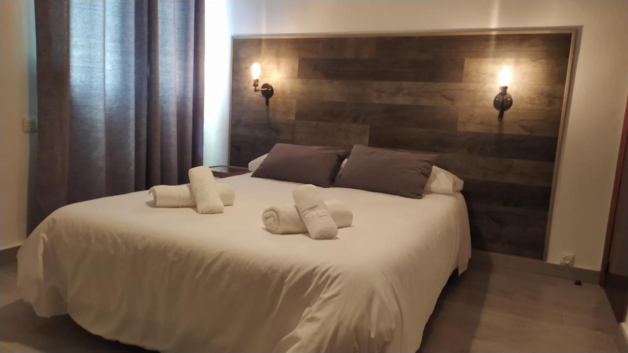 Hostal El Pinar Montecorto Bagian luar foto